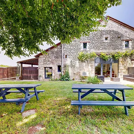 Holiday home Awesome In Mareuil En Perigord With Wifi *
