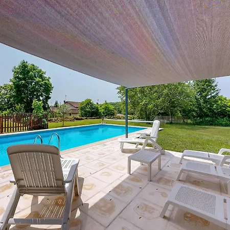 Cozy In Mareuil En Perigord * Cercles